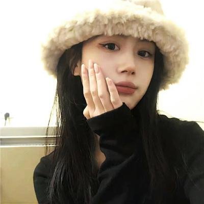 10号舱里的女人